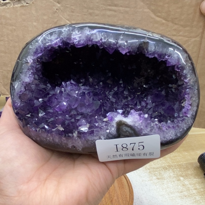 紫晶大型摆件（非配饰）未镶嵌