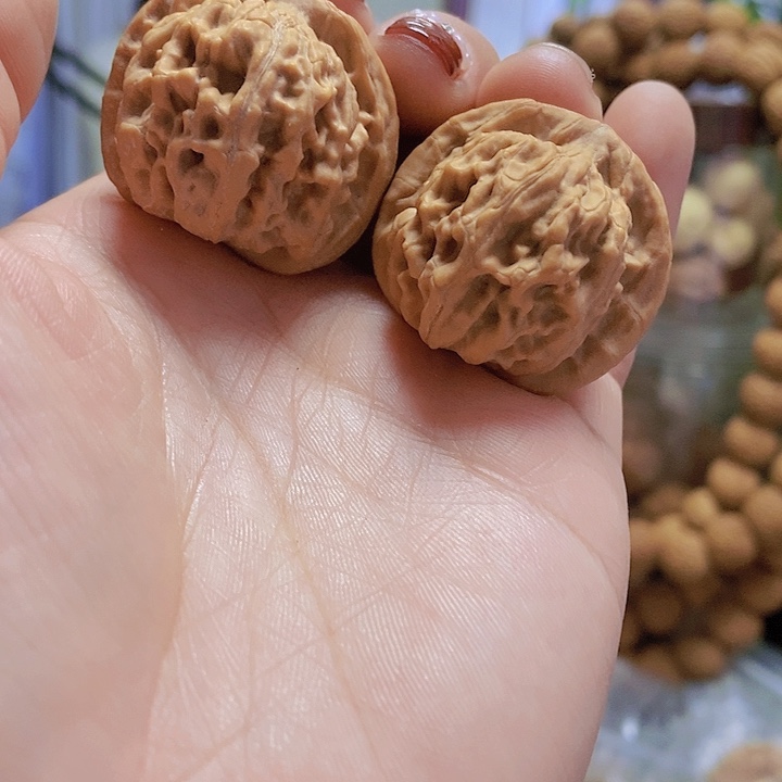 【闪购商品】文玩核桃把件33天地