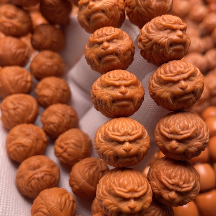 猴头核桃吊坠室****哥斗战胜佛