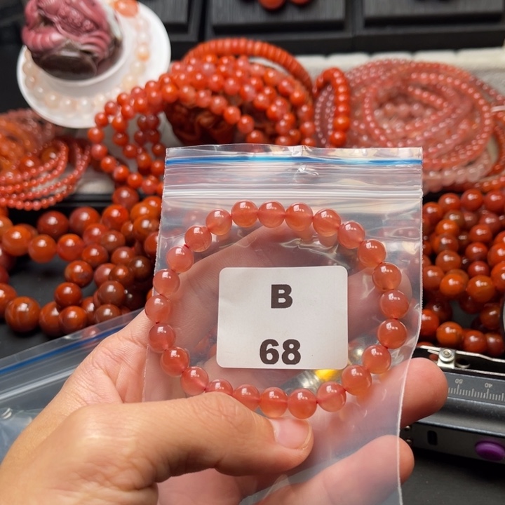 南红玛瑙未镶嵌多样性发货默认微瑕称重8mm