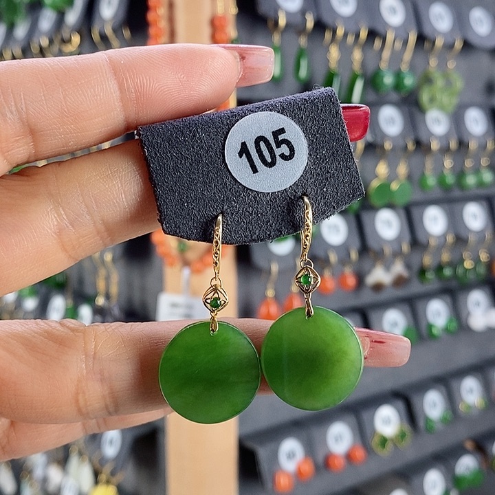 和田玉耳饰18K金镶嵌