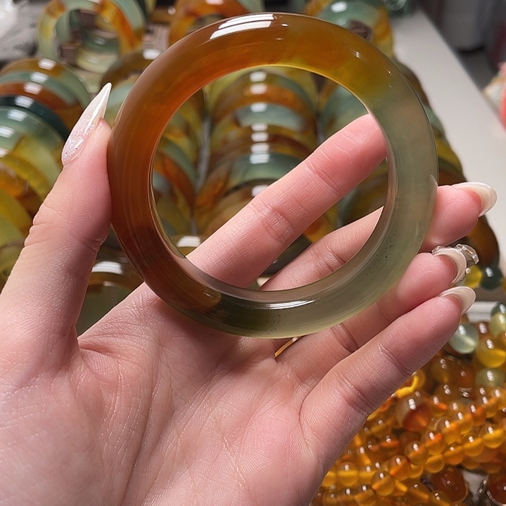 蛇纹石玉未镶嵌手镯56.5