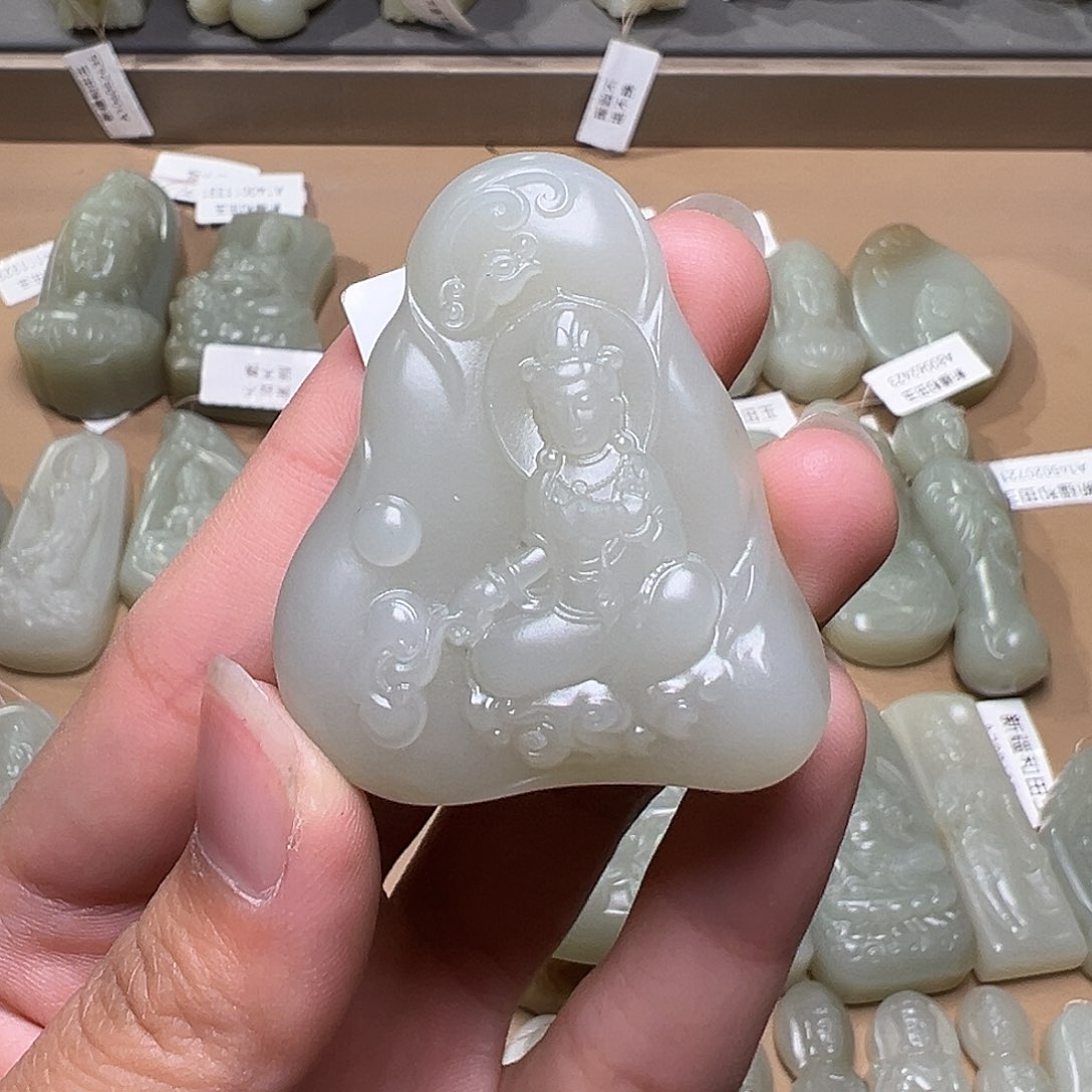 和田玉挂件未镶嵌