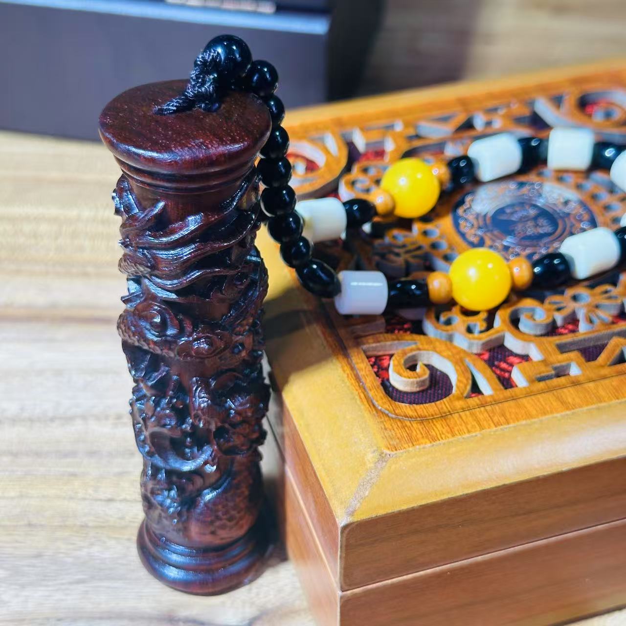 盘龙柱手把件无礼盒156