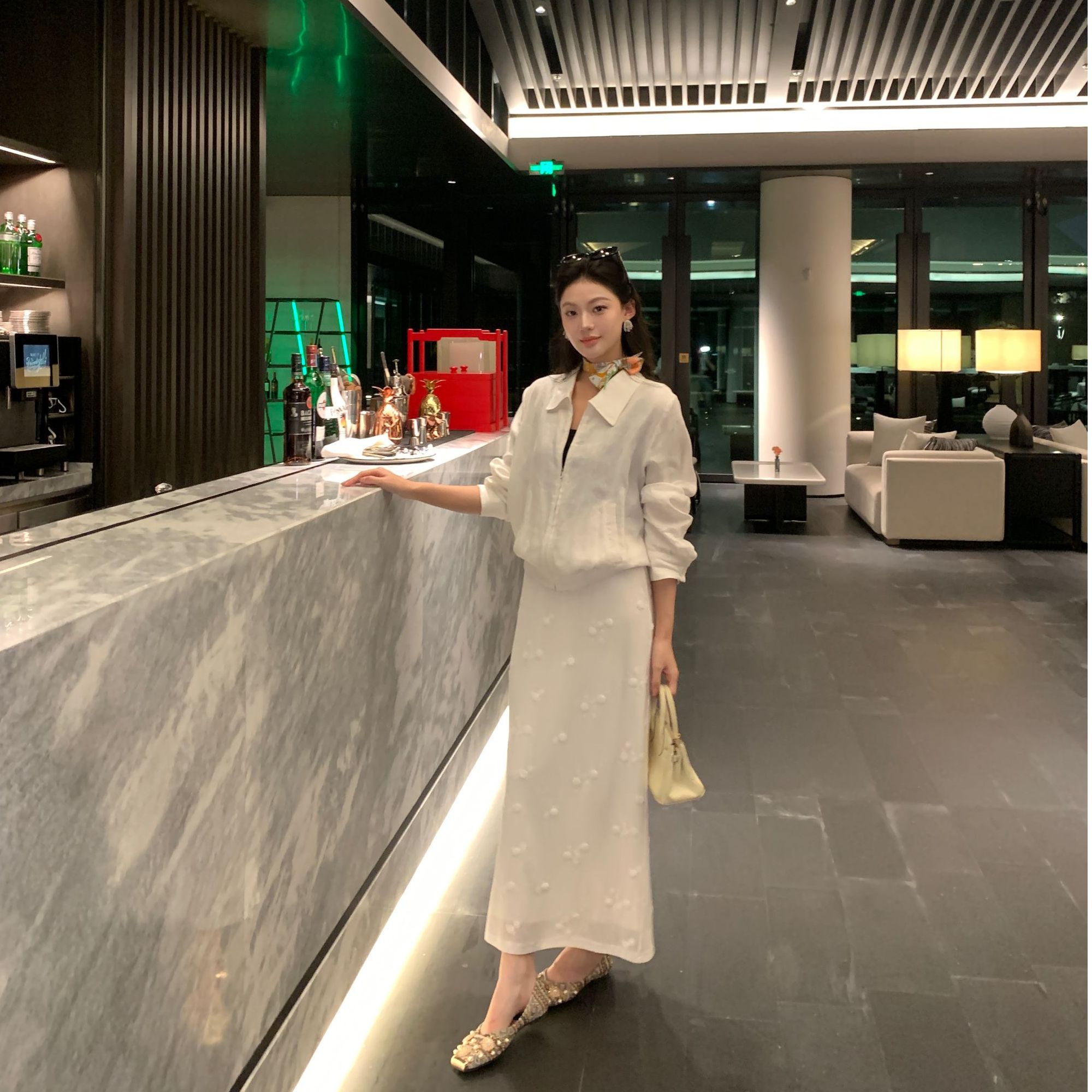 静一【清凉一夏】 白色刺绣花朵半裙女夏季气质宽松休闲针织提花裙
