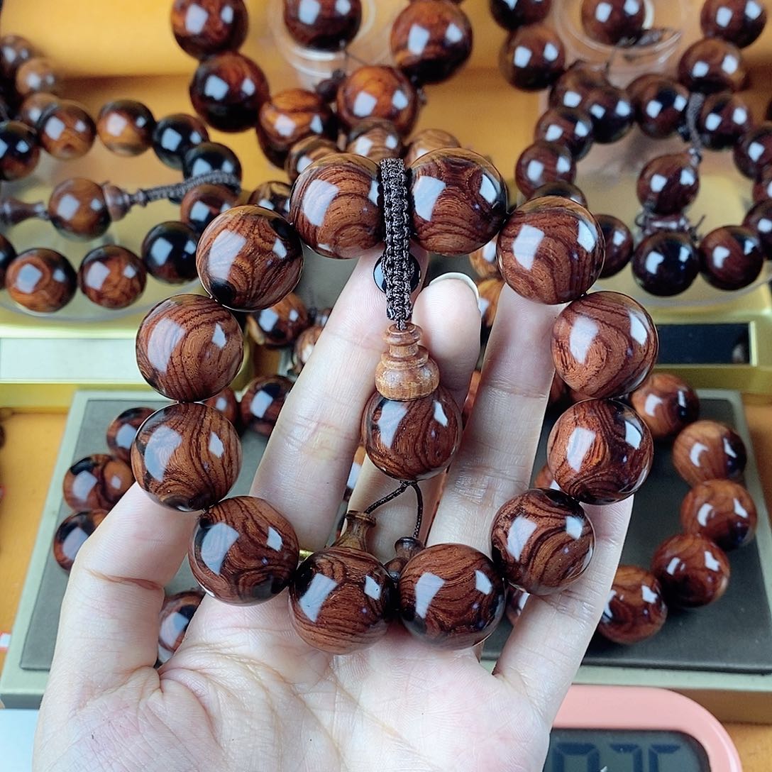 碰***宴黄花梨/降香黄檀2.0