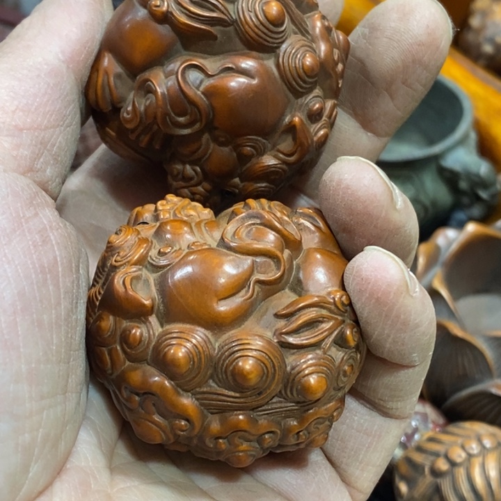 滴血莲花菩提吊坠