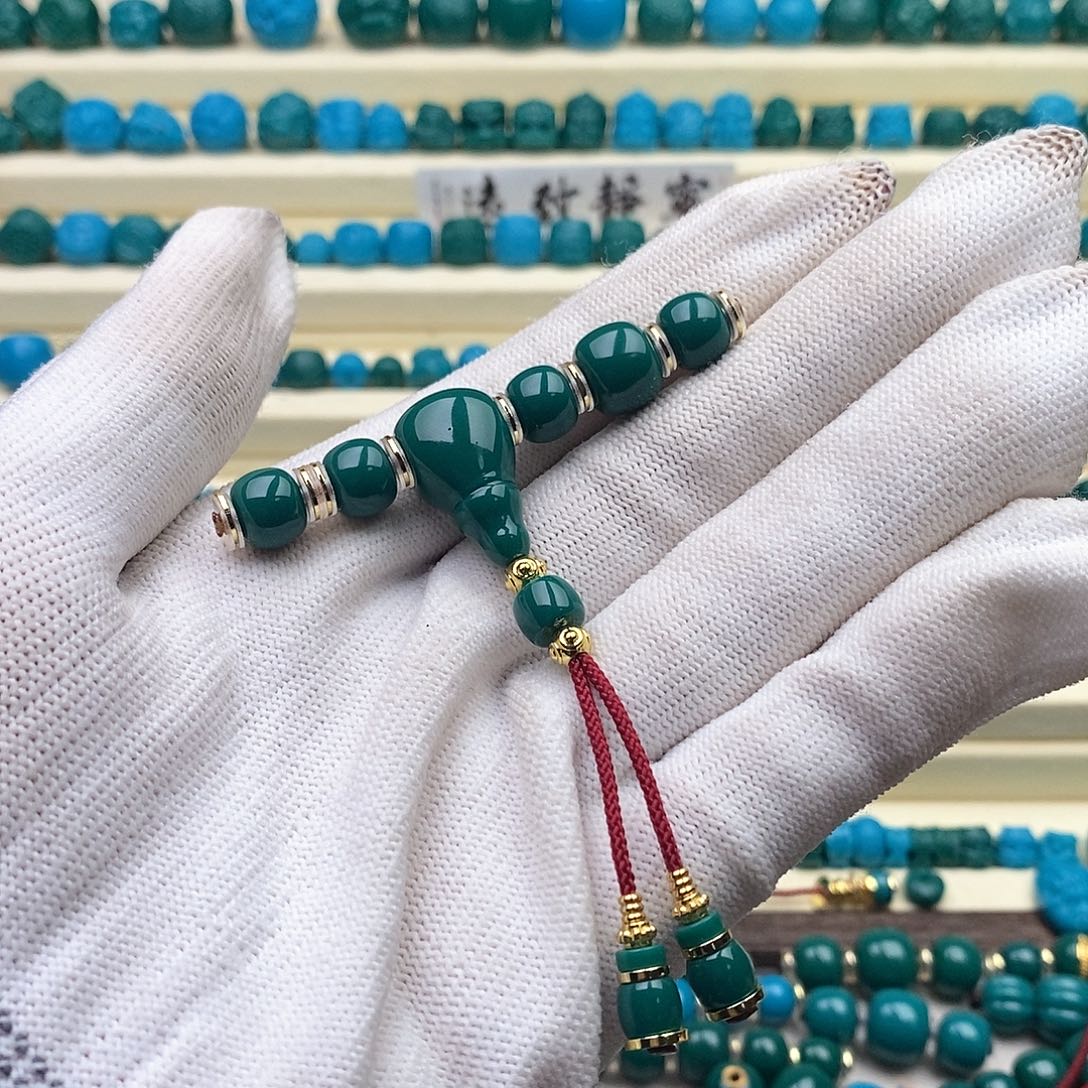 琉璃颈饰油绿色三通套装 配7/8 串