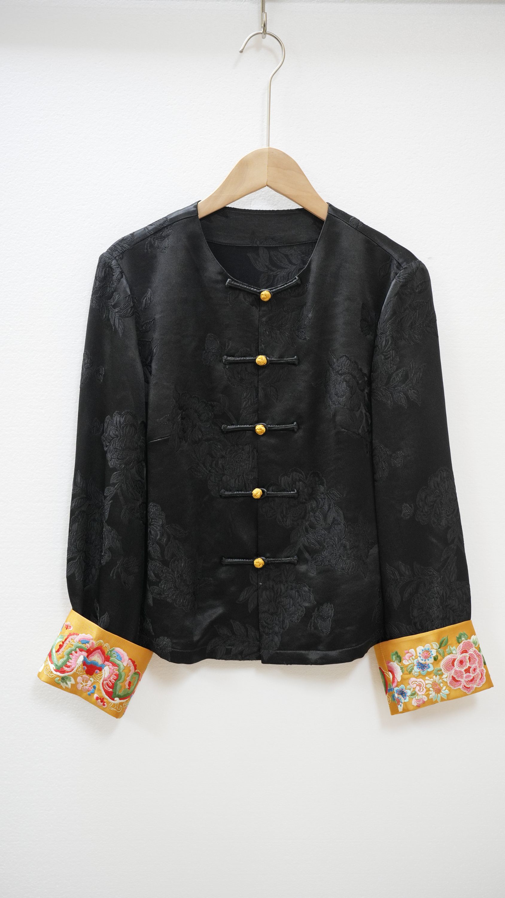 玉家人【勐绣】原创新中式国风桑蚕丝冠乐绉刺绣秋冬款长袖上衣