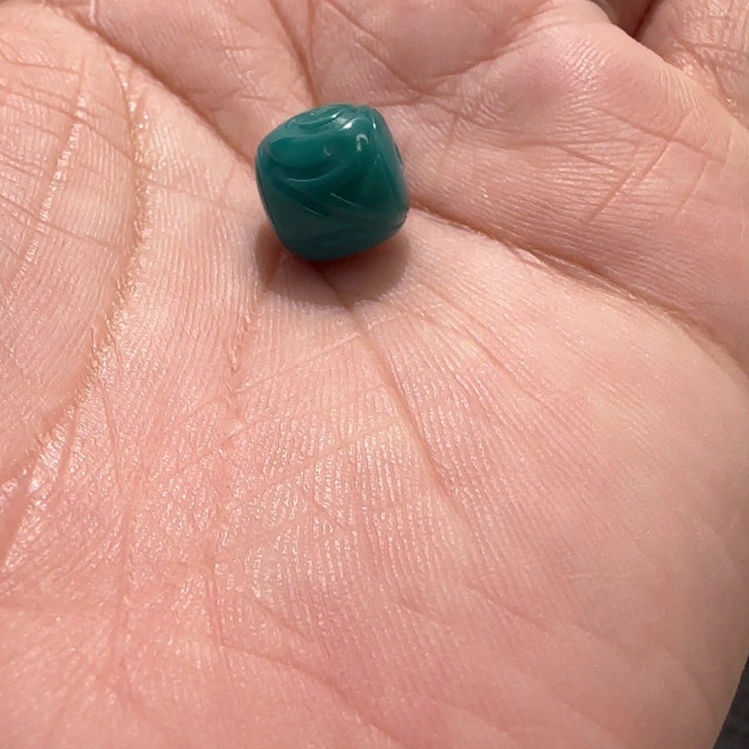 木***用绿松石未镶嵌配饰