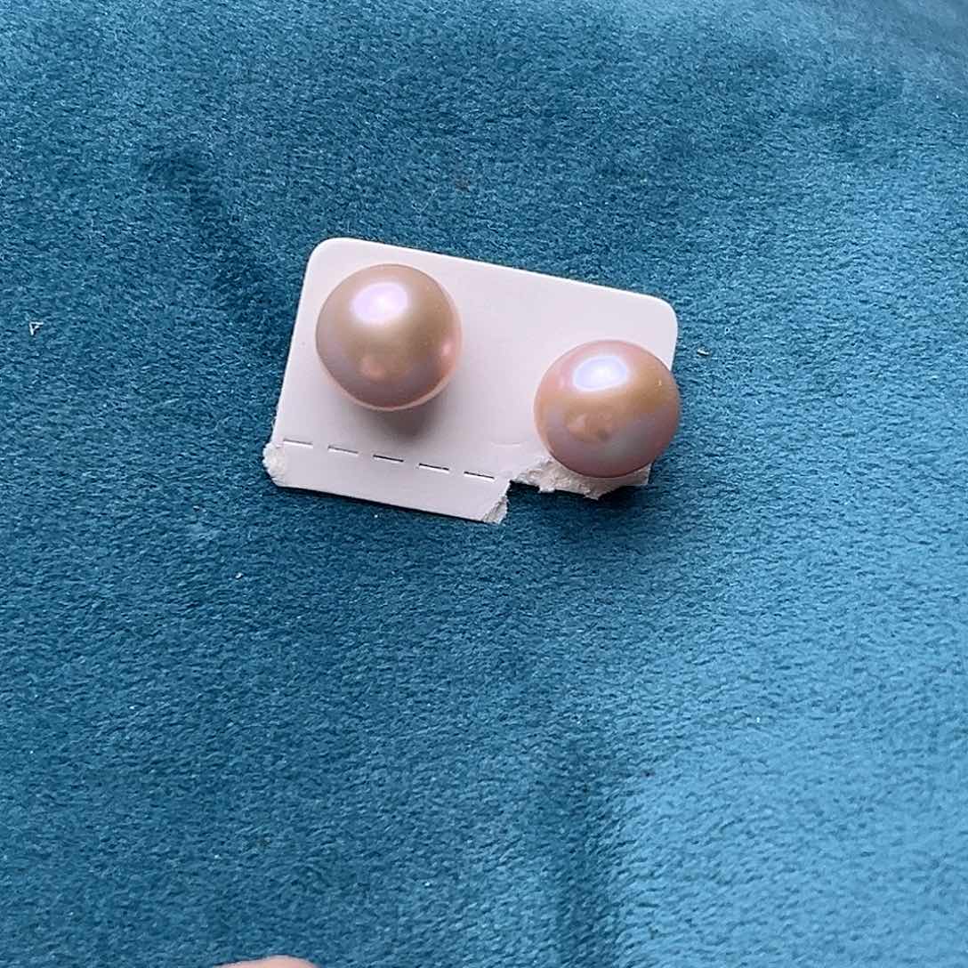 银S925镶嵌淡水珍珠耳饰9.5-10mm，粉馒头耳钉