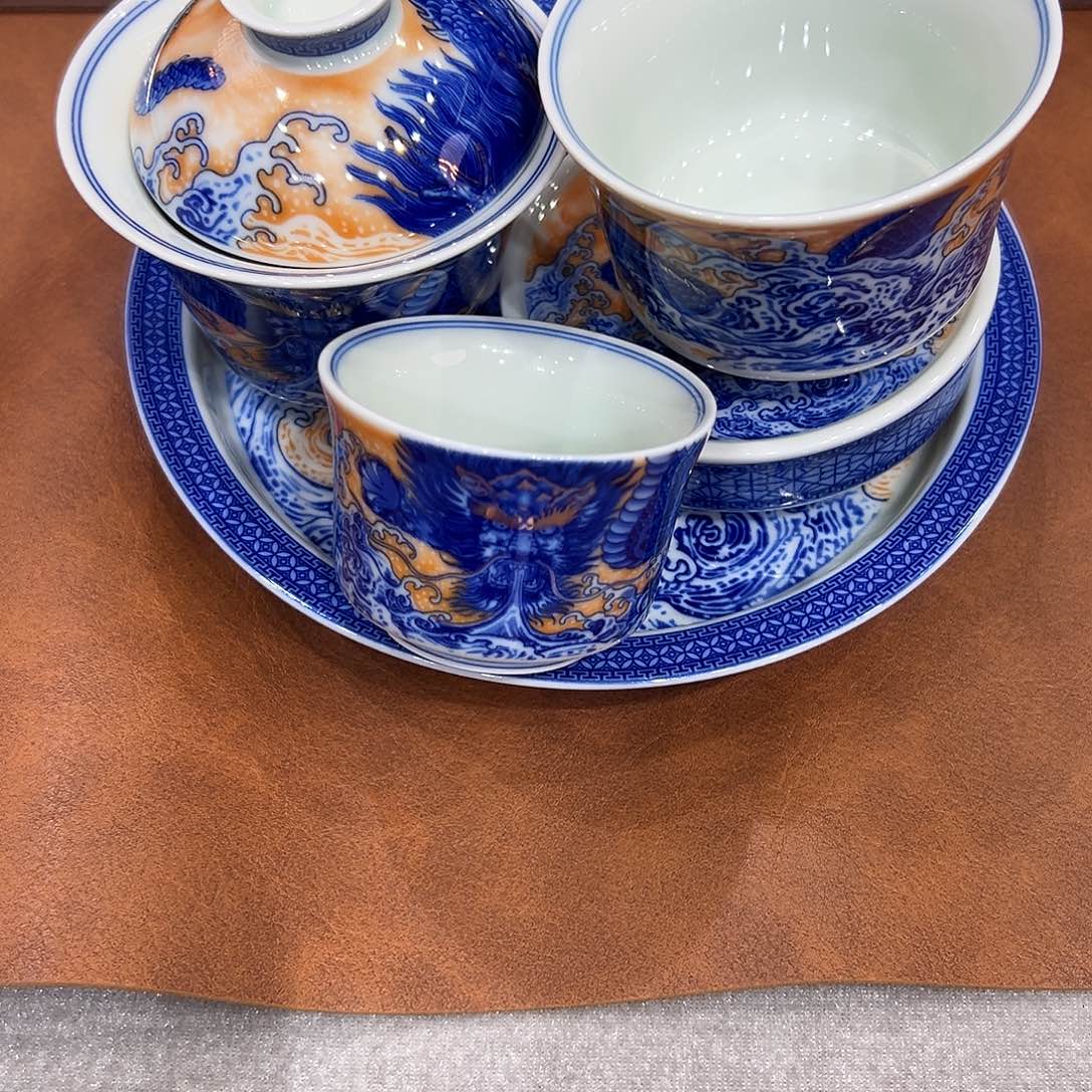 摆件好咯家里来咯看了咯哦啦啦啦