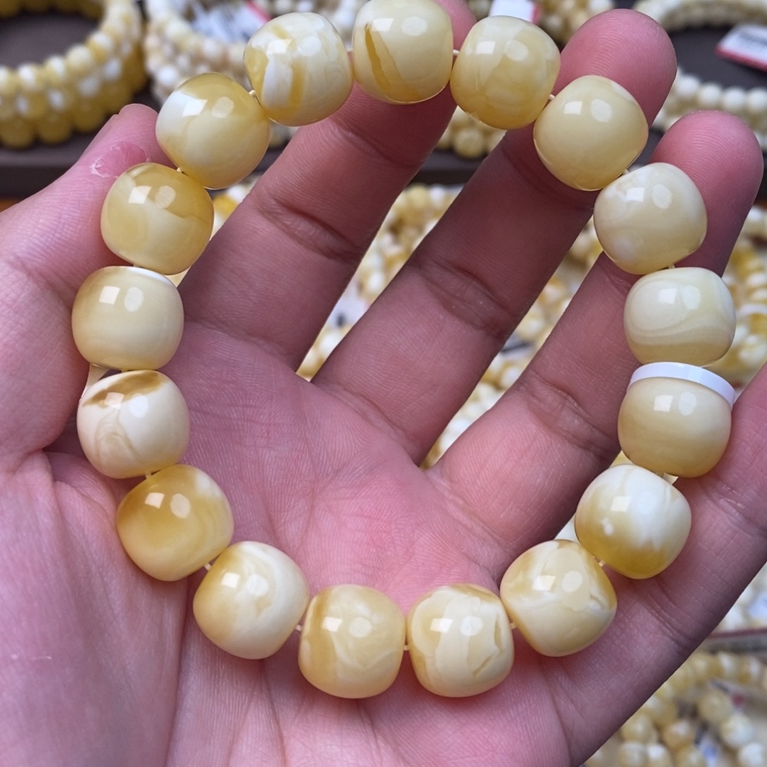 琥珀未镶嵌珠宝奇石13.5mm