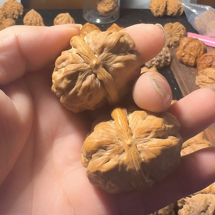 吊坠文玩核桃奥*卡