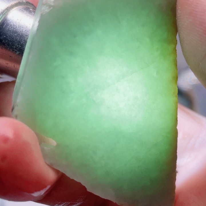 颈饰未镶嵌翡翠翡翠片料