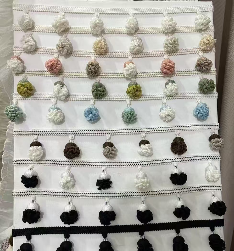 新款三色混搭牛津木珠松子球流苏窗帘装饰辅料侧边花边