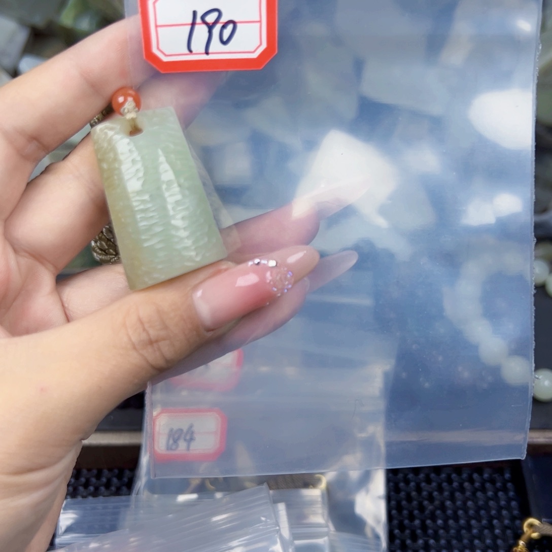 和田玉和田玉挂件未镶嵌