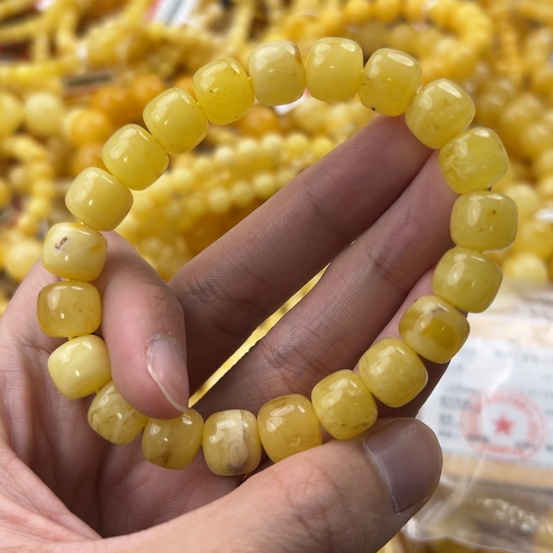 琥珀珠宝奇石未镶嵌