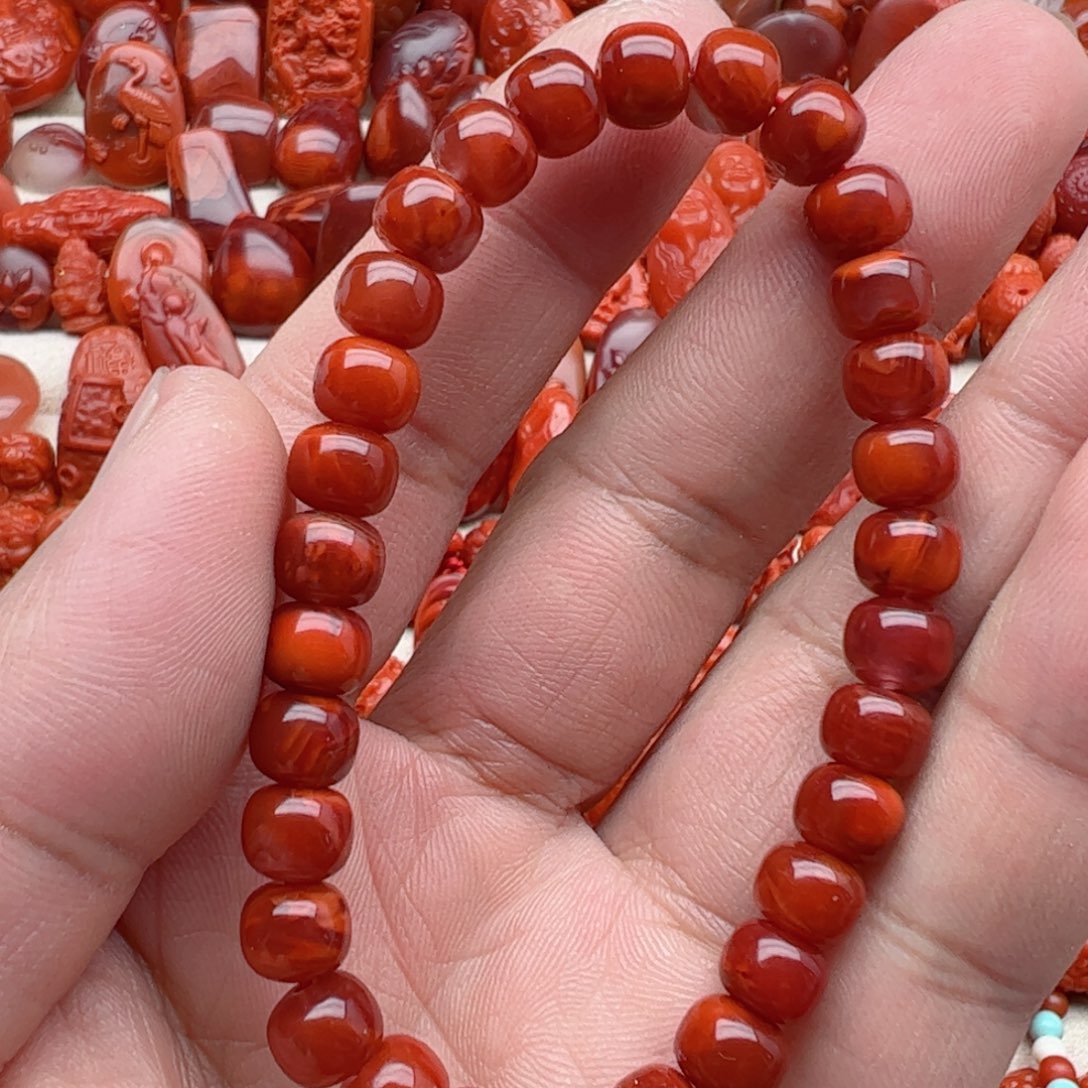 南红玛瑙配饰未镶嵌