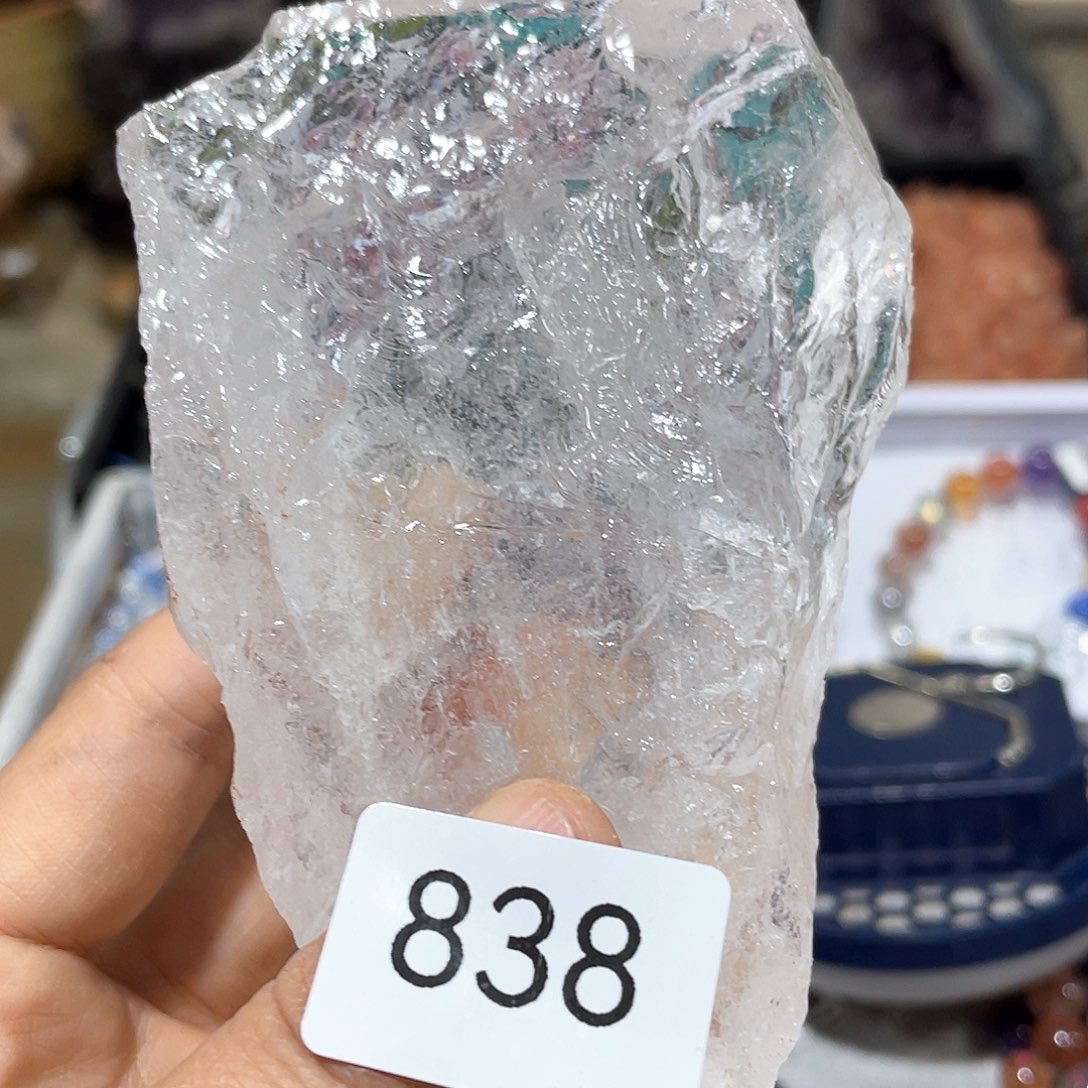 水晶摆件……未镶嵌