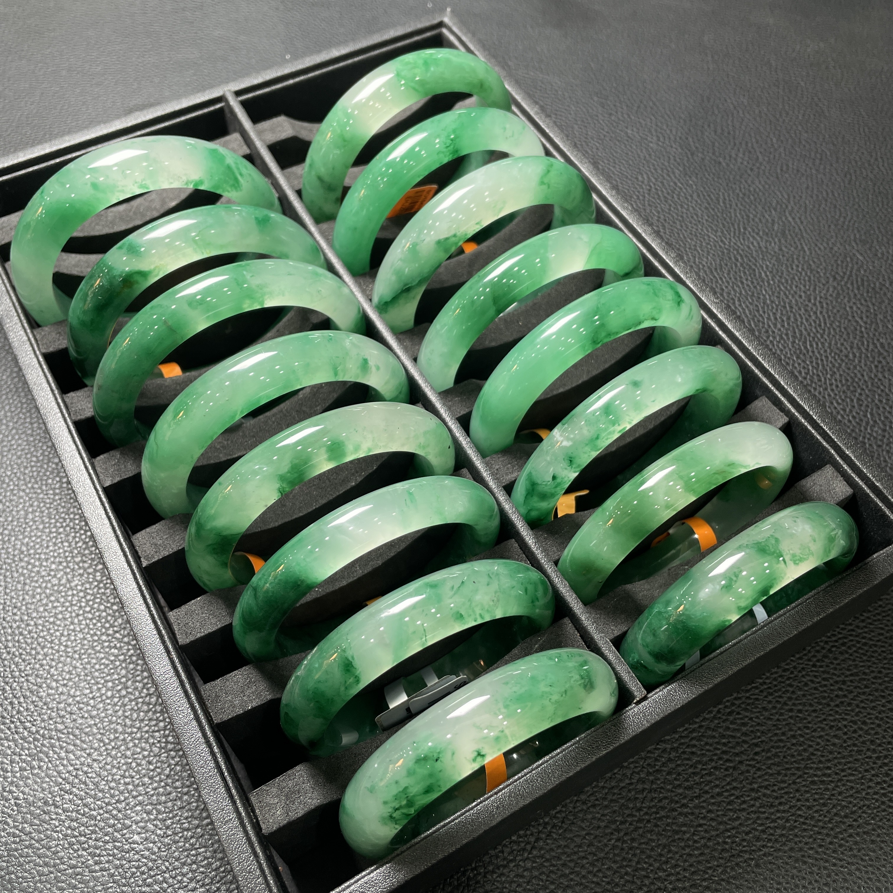 辣冰（入门）|天然非洲翠手镯|圈口自选|多样性发货 发其一|1219-2