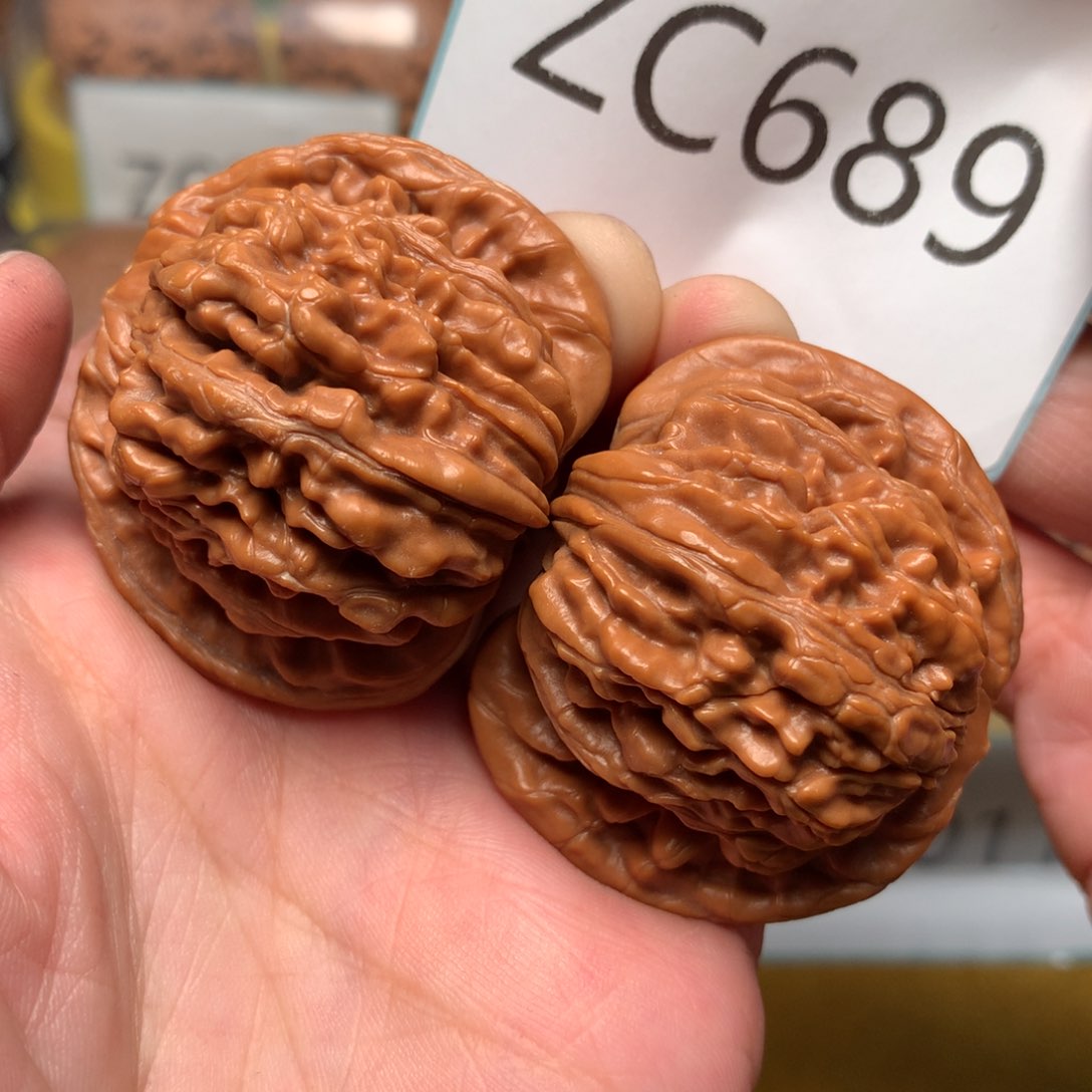 文玩核桃把件毕业汉高楼44