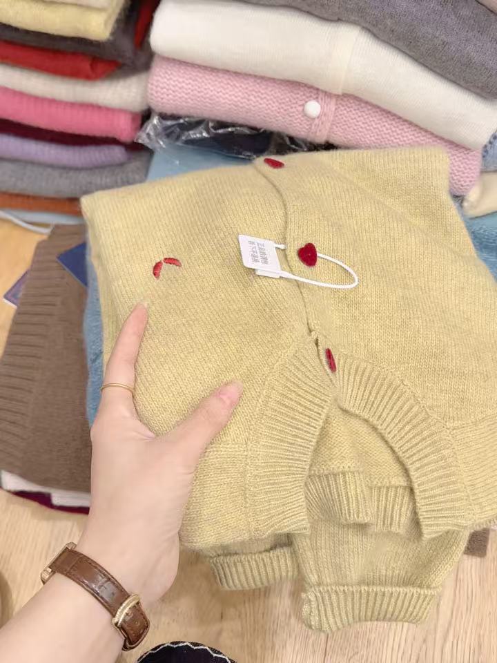 七言家巨好看！樱草黄丝绒扣爱心洋气加厚开衫-288