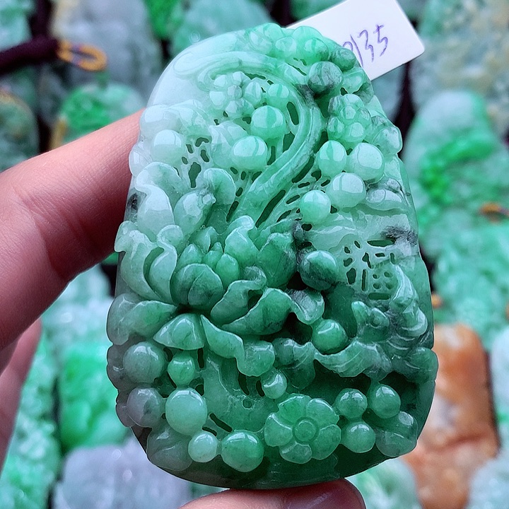 翡翠吊坠(不含链)未镶嵌