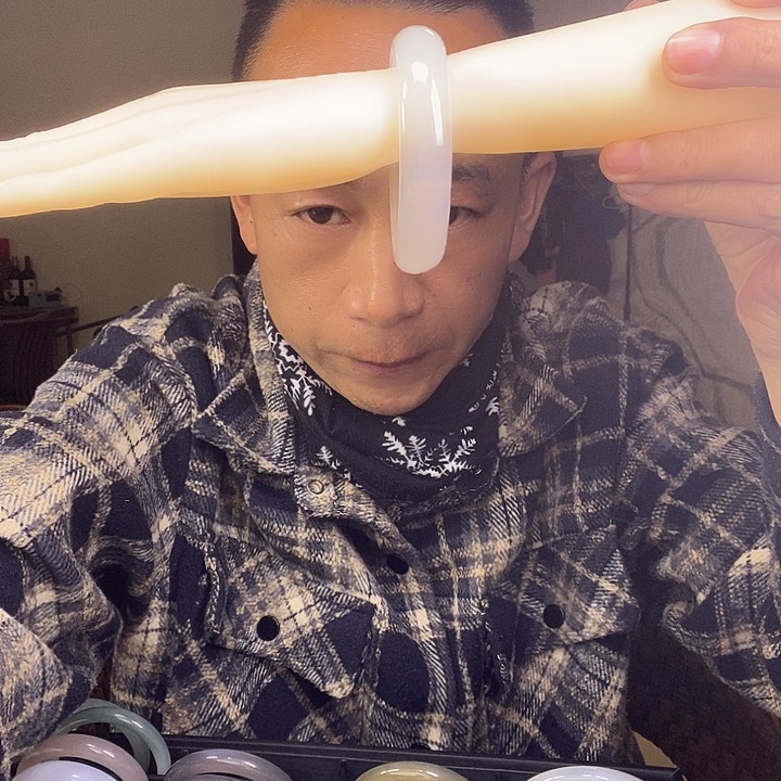 后***享玛瑙/玉髓未镶嵌手镯58