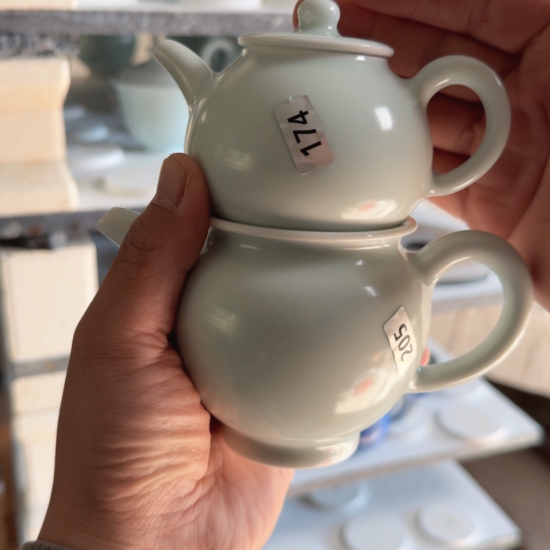 奔***牛汝窑天真系列喜欢的可以拍