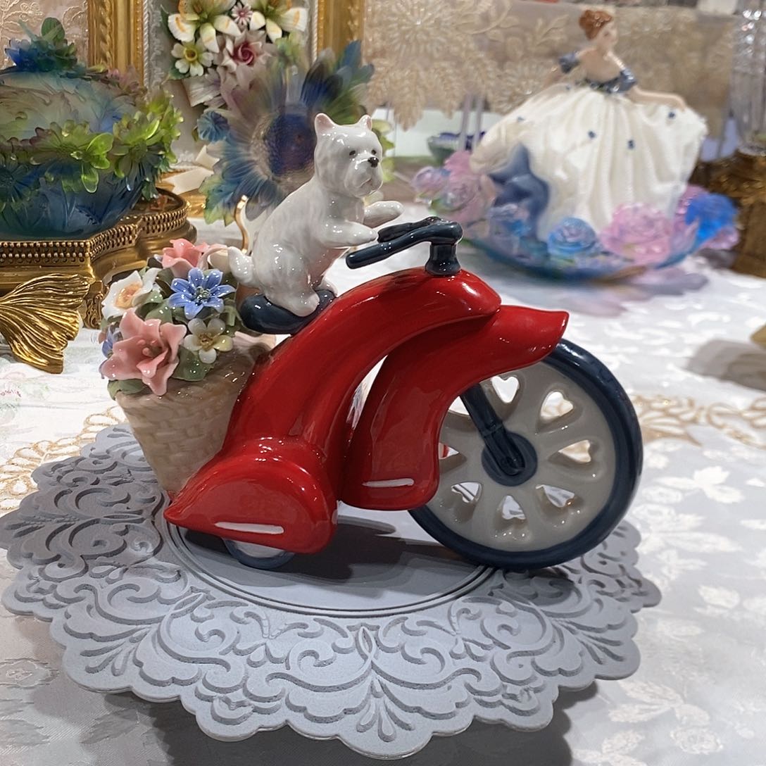 瓷片0150骨瓷小狗机车摆件礼盒装