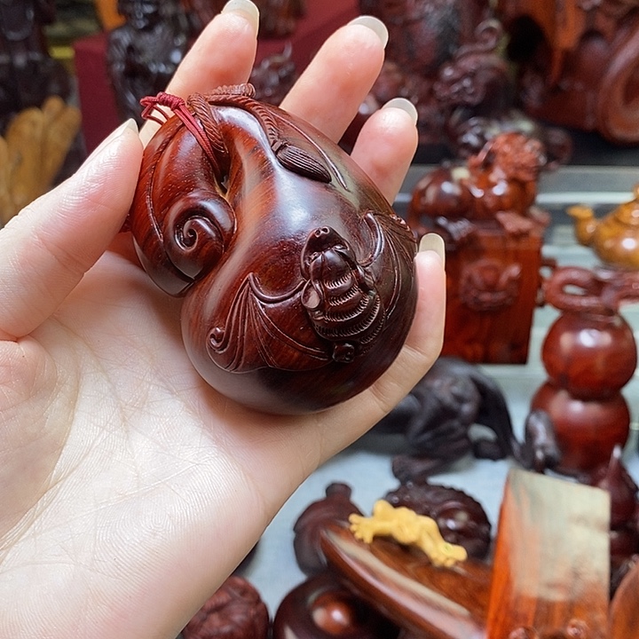 檀香紫檀（小叶紫檀）神**众