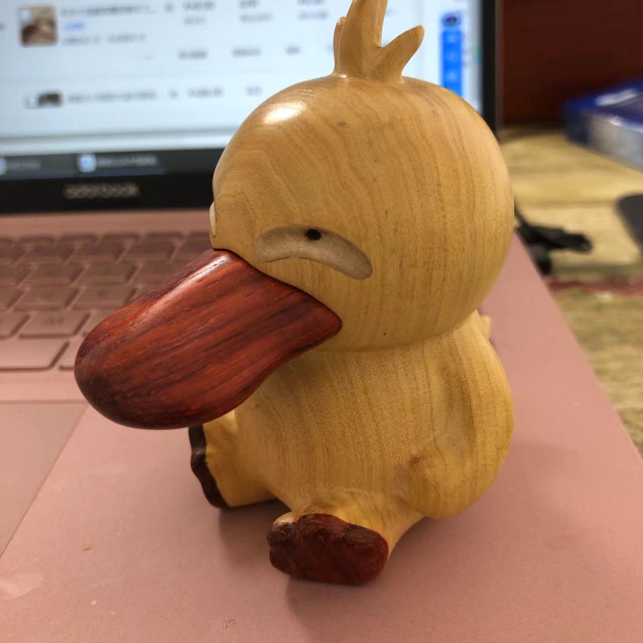 可达鸭治愈桌面摆件动物情侣