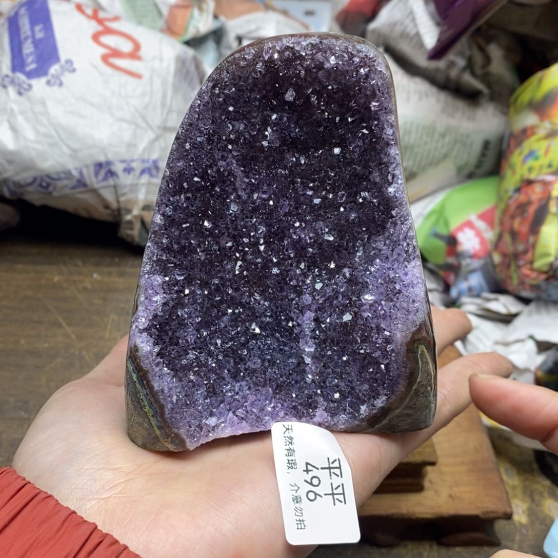 紫晶乌拉圭未镶嵌