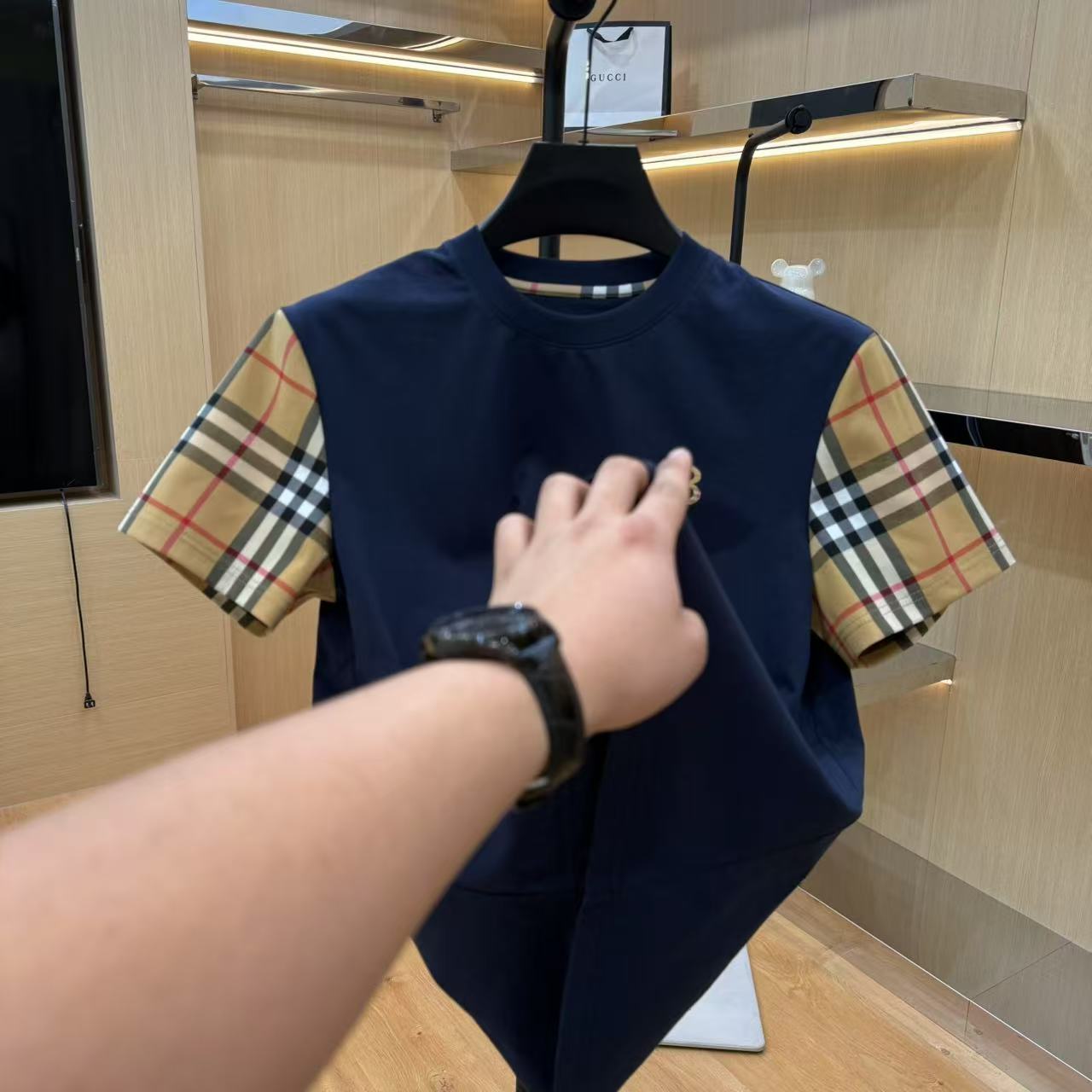 HU【25232】早春新款休闲半袖纯色圆领上衣简约男士02-11