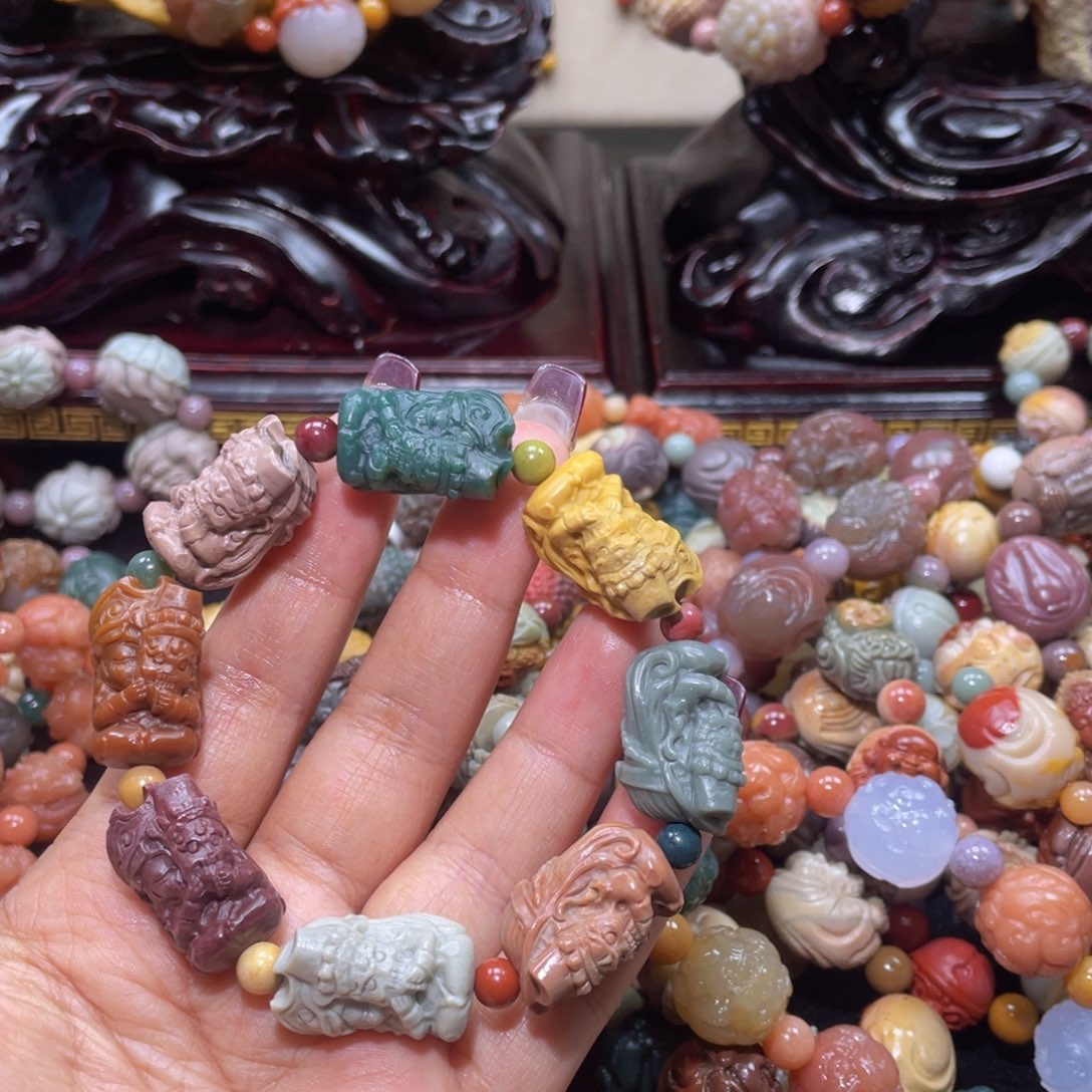 石英质玉手链未镶嵌