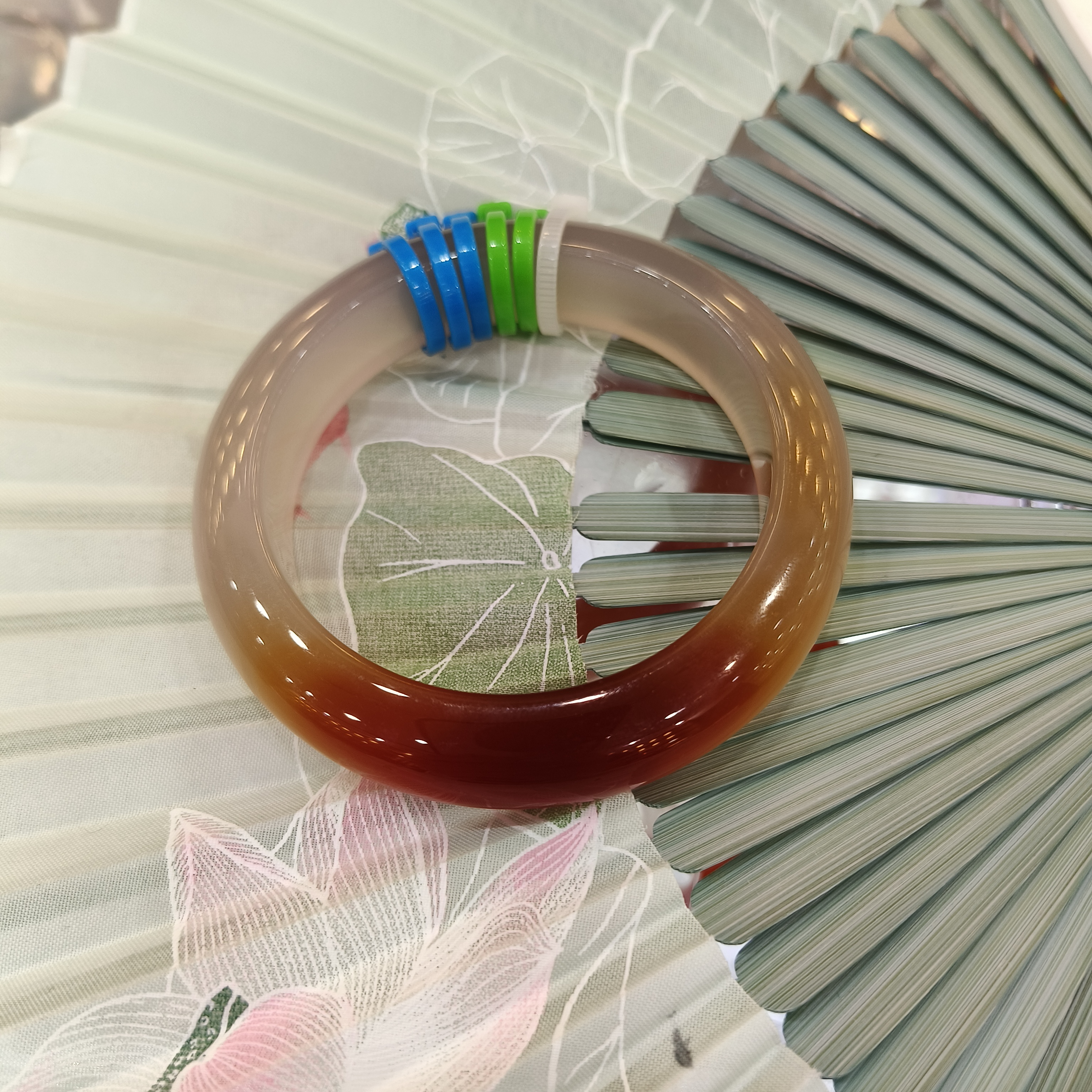 天然玛瑙正圈手镯