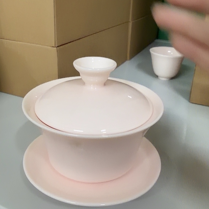 高端羊脂玉宝石粉盖碗150