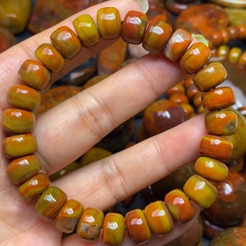 玛瑙/玉髓颈饰未镶嵌