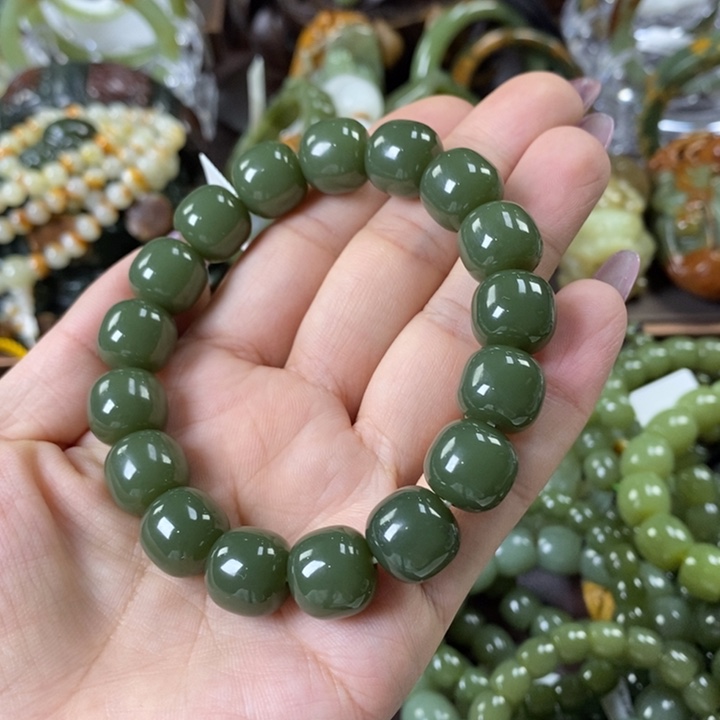 透闪石质玉手串未镶嵌峰**畅