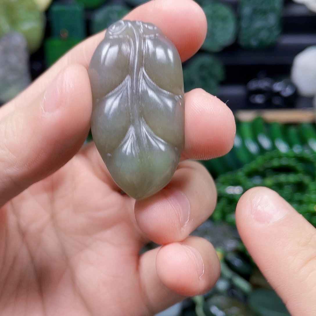 和田玉未镶嵌珠宝奇石