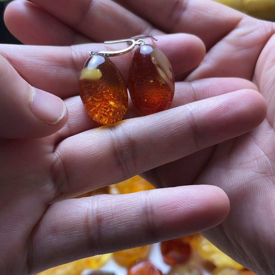 琥珀银S925镶嵌裸石耳坠
