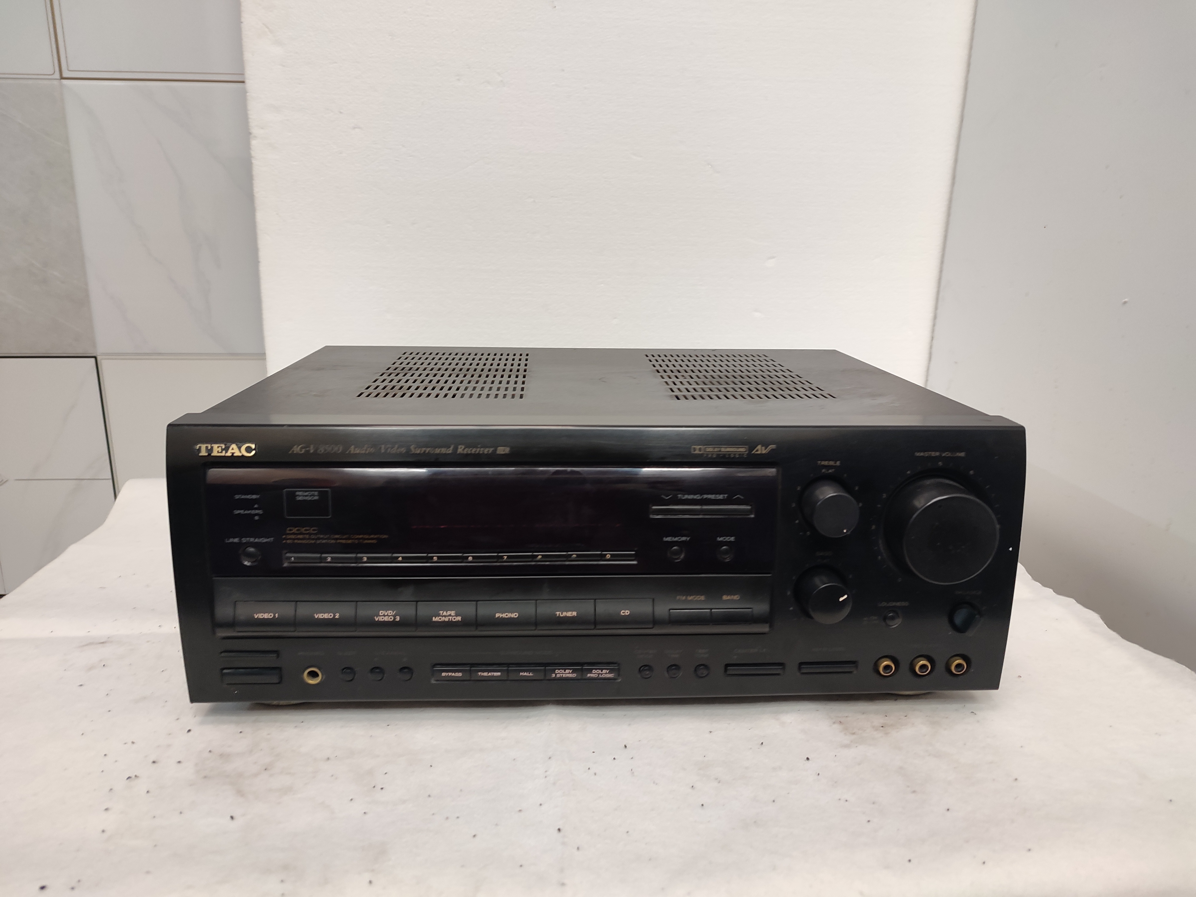 8新  二手TEAC，V8500功放机，不包邮。不退换货