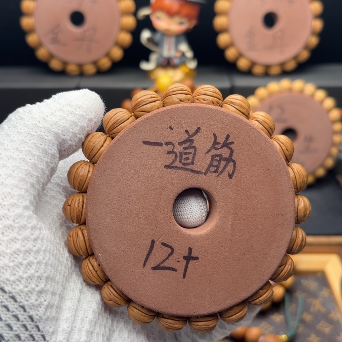 手串桃核东北一道筋