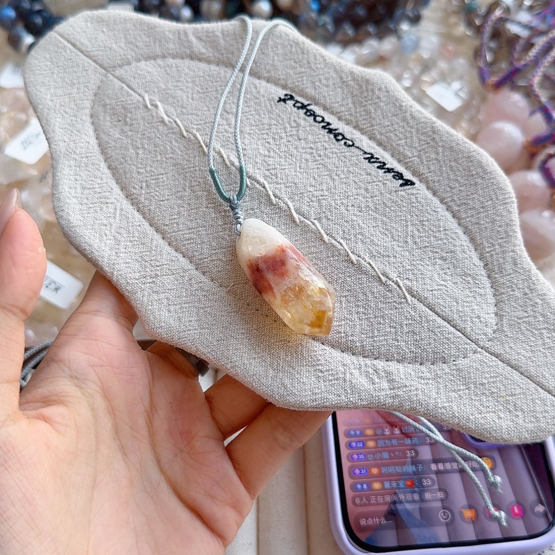 R****水晶手串未镶嵌48小时鉴赏