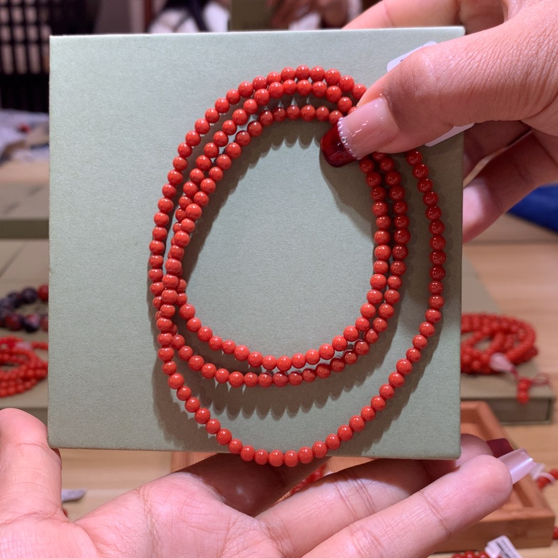 南红玛瑙4+官坡锦红多圈未镶嵌云**轻