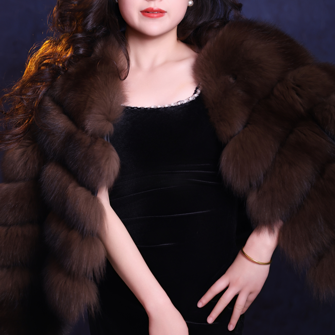 紫雕色v领秋冬外套