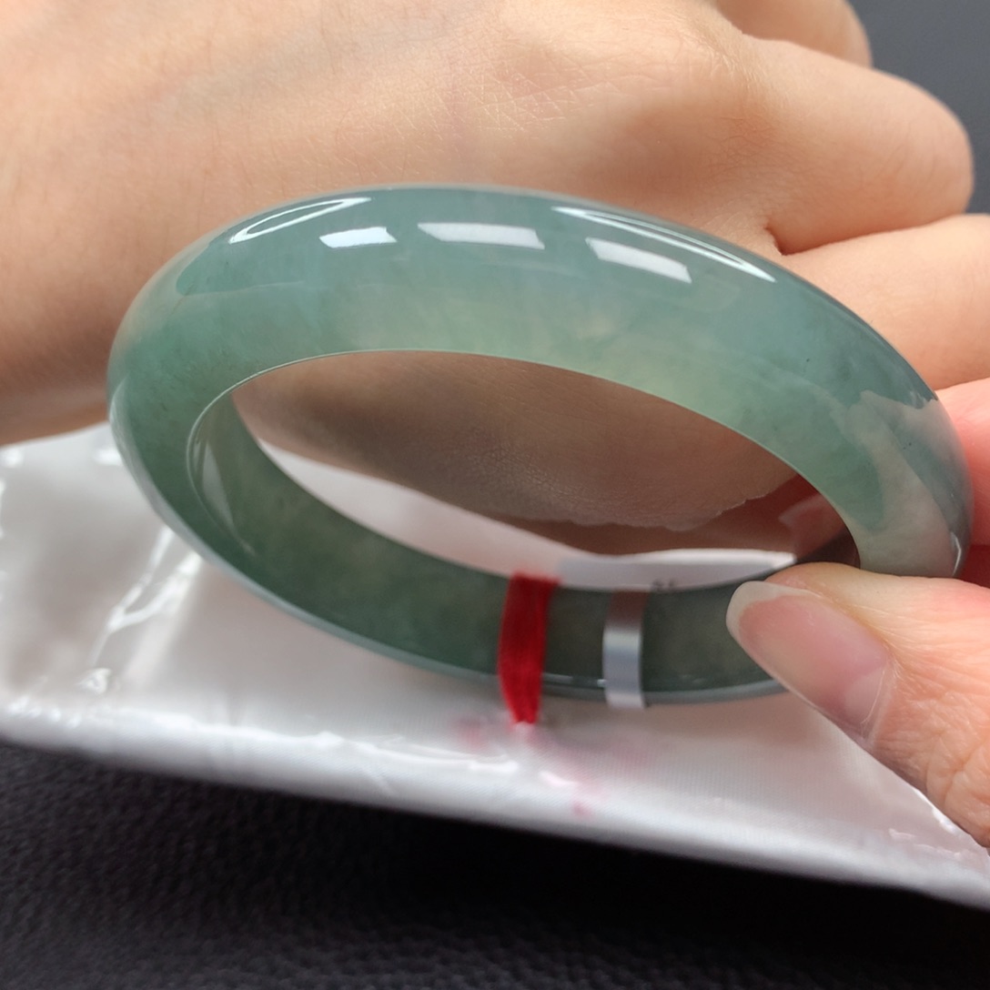 【闪购商品】翡翠手镯未镶嵌82号正圈