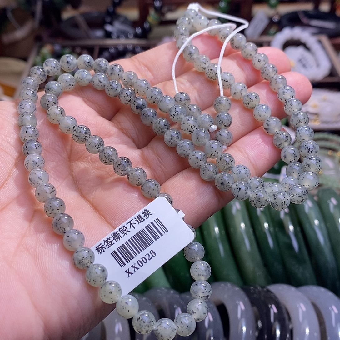 颈饰未镶嵌和田玉新疆山料精品老料青花点墨圆珠珠链6m