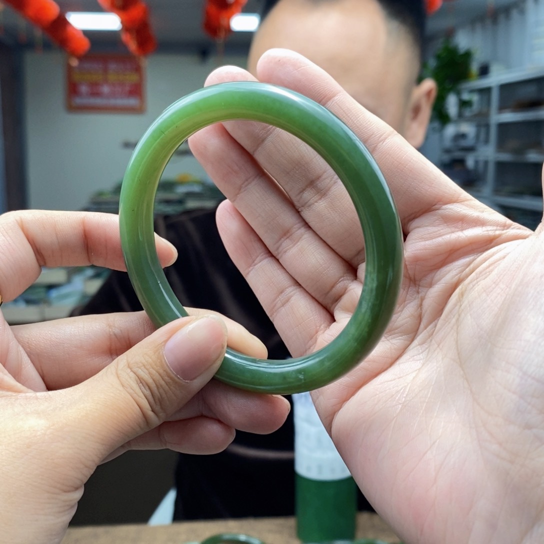 和田玉手镯未镶嵌60